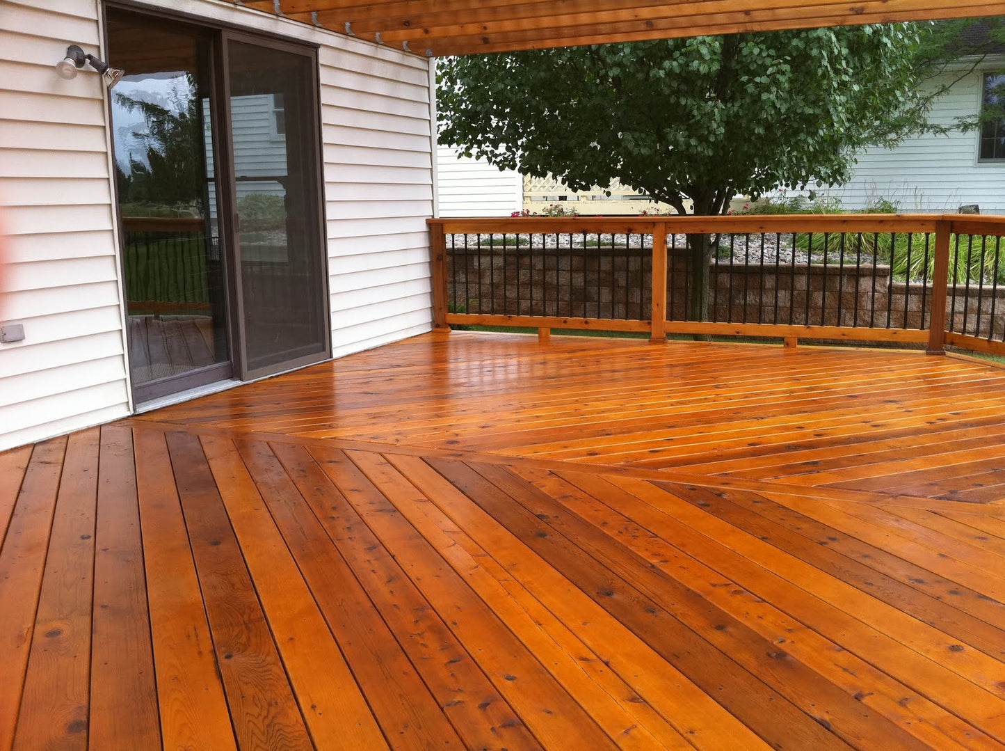 Deck and Fence Staining